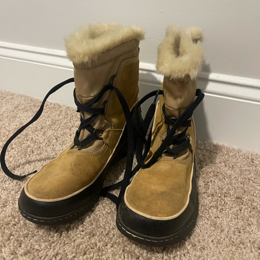 Sorel winter boots Women’s 8.5